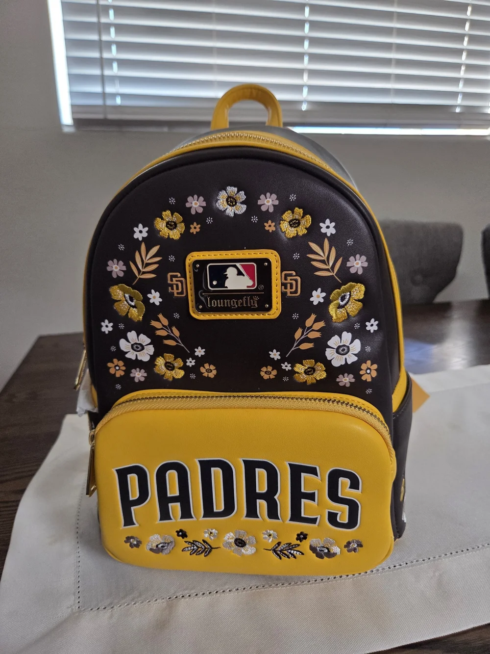 Loungefly x MLB San Diego Padres Floral Mini Backpack - Yellow & Brown